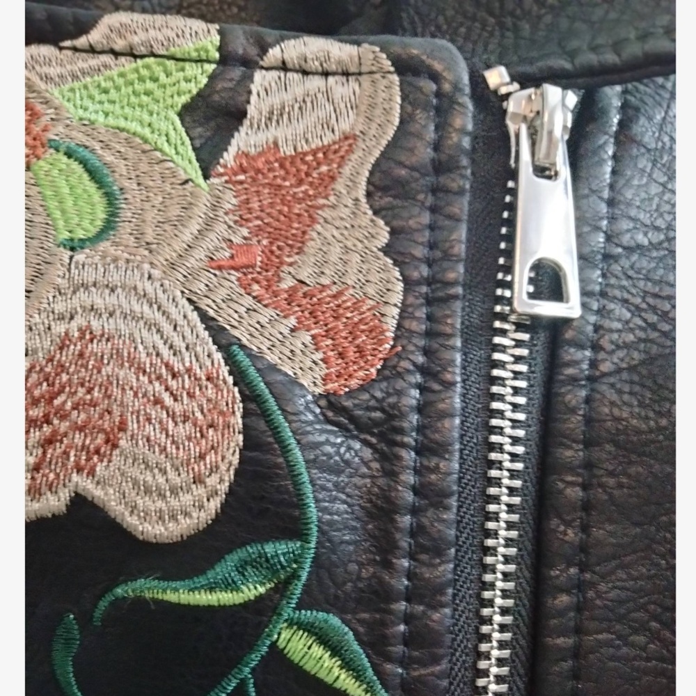 Luxe Floral Embroidered Vegan Leather Zip up Moto Jacket - Picture 5 of 8